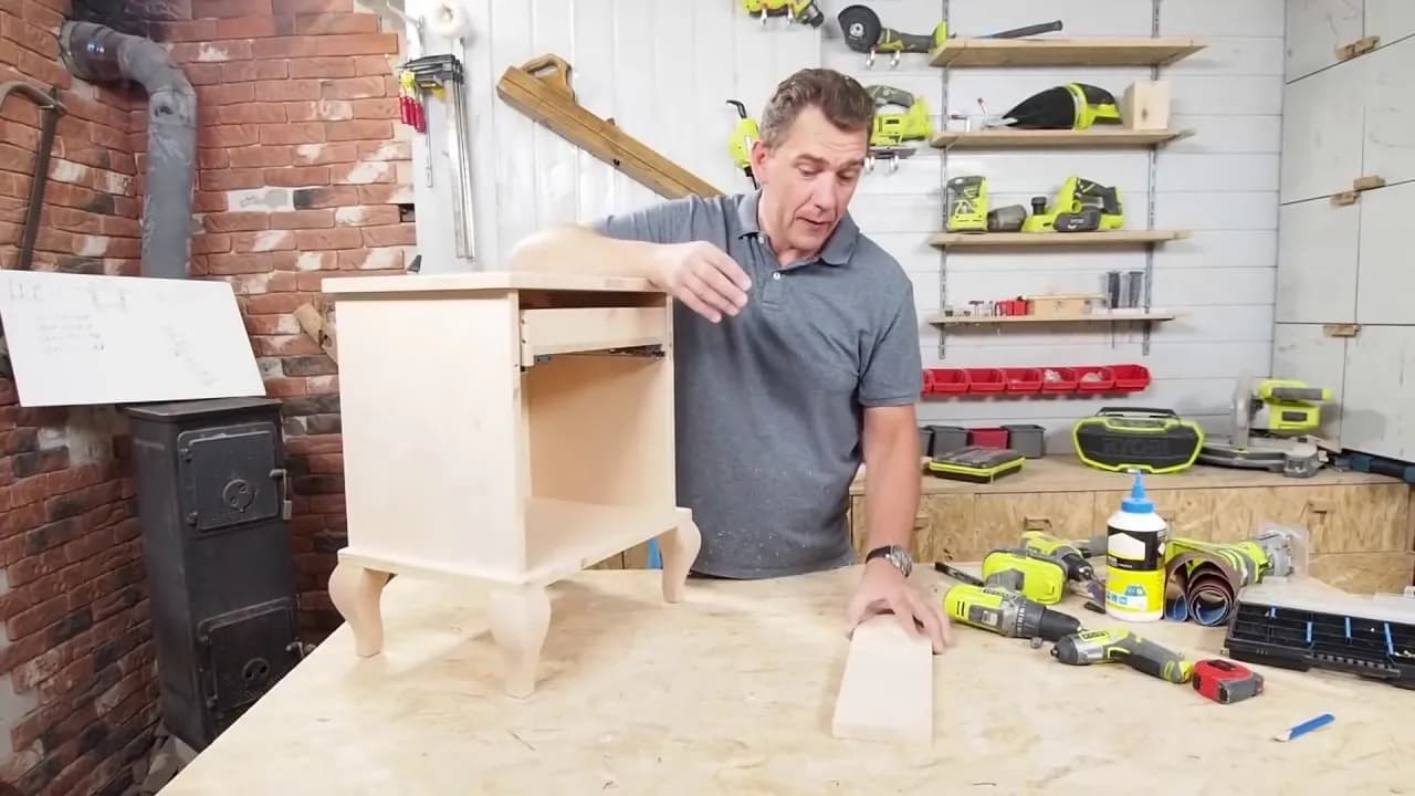 Jak zrobić szuflady w szafce - proste kroki, które zaoszczędzą czas